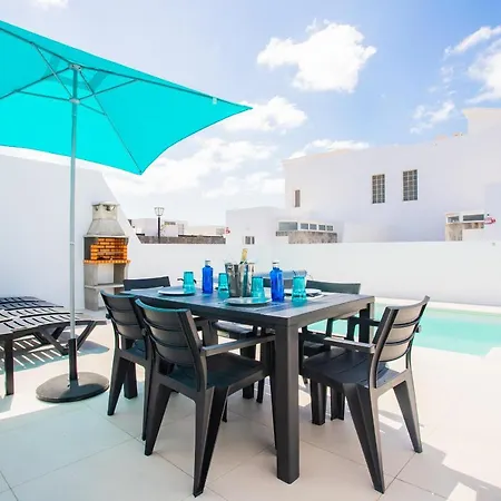 2-bed In By Retreat Villa Playa Blanca (Lanzarote)