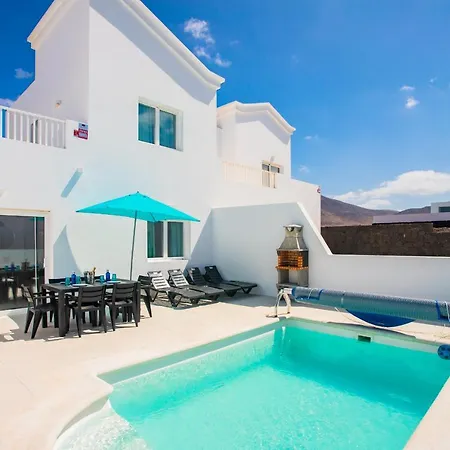 2-bed In By Retreat Villa Playa Blanca (Lanzarote)