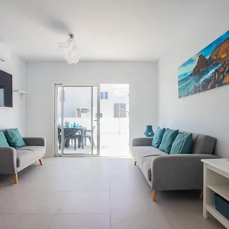 2-bed In By Retreat Villa Playa Blanca (Lanzarote)