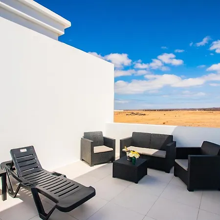 2-bed In By Retreat
