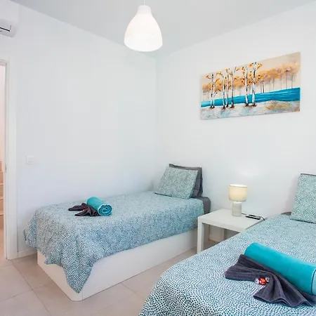2-bed In By Retreat