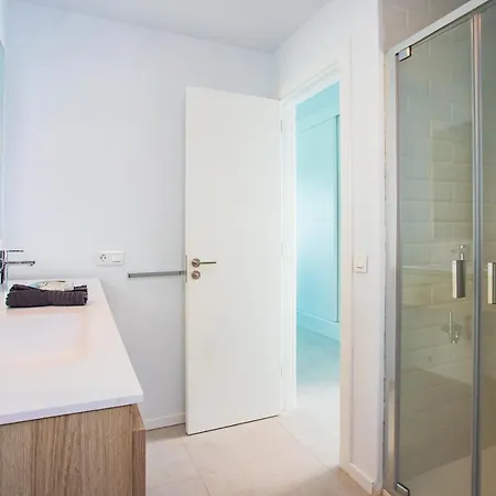 2-bed In By Retreat Villa *