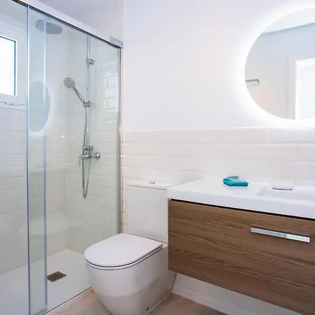 2-bed In By Retreat Villa *
